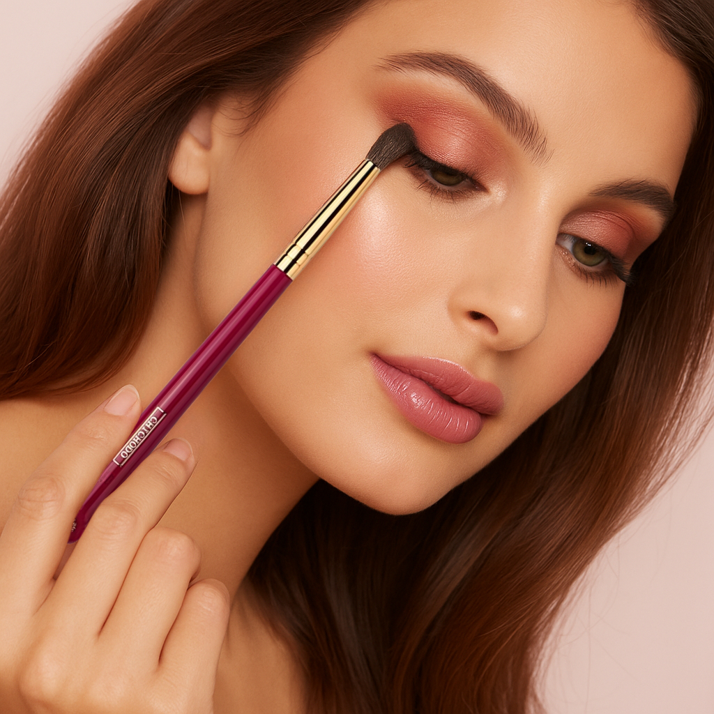 Cọ Tán Bầu Mắt – Nhũ – Tạo Chiều Sâu Mắt CHICHODO Crease C110 Lông Mềm, Bám Phấn